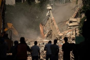 VENEZUELA: CALCULAN EN  $37 MIL MILLONES DA&Ntilde;OS